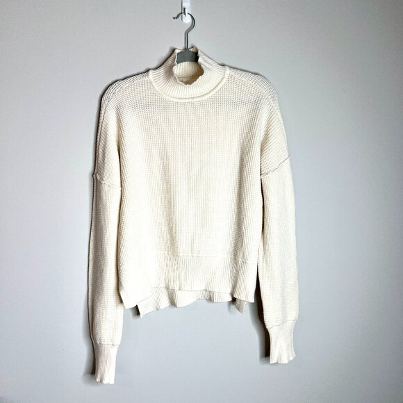 Cyrus Cream Waffle Knit Mock Neck Slouchy Boxy Dolman Sleeve Sweater Soft Sz M - Picture 1 of 4